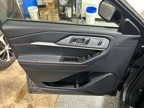 New 2027 Ford Explorer ST-Line AWD/4WD image 14