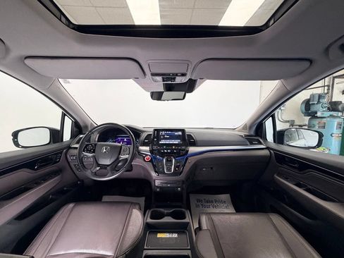 Used 2019 Honda Odyssey Touring image 11