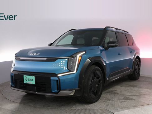 Used 2024 Kia EV9 GT-Line image 2