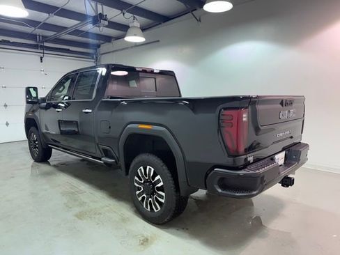 New 2026 GMC Sierra 2500 Denali Ultimate image 4