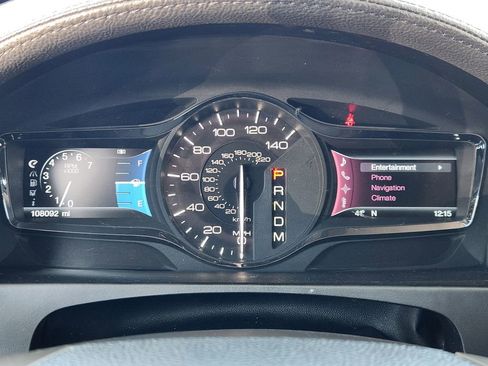 Used 2012 Lincoln MKX FWD image 15