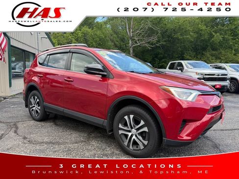 Used 2017 Toyota RAV4 LE w/ All Weather Liner Package AWD/4WD image 9