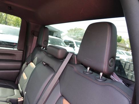 Used 2023 GMC Sierra 2500 AT4 w/ Gooseneck/5TH Wheel Package image 26