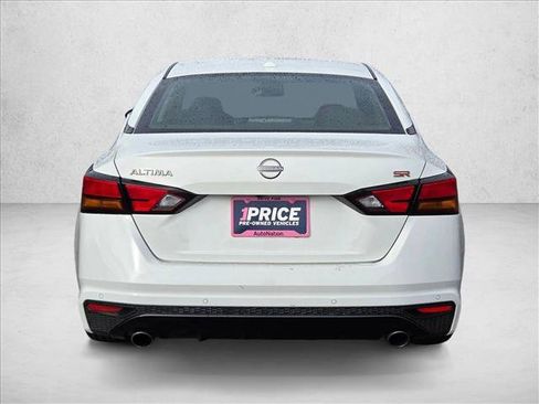 Used 2023 Nissan Altima 2.5 SR image 7