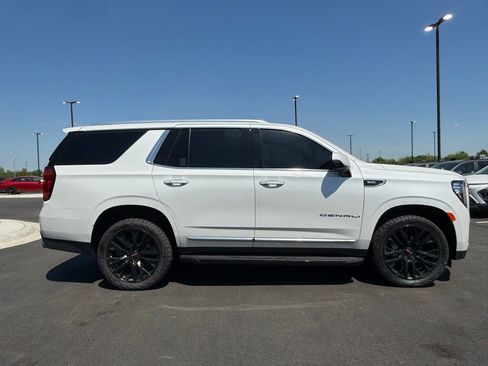 Used 2021 GMC Yukon Denali AWD/4WD image 4