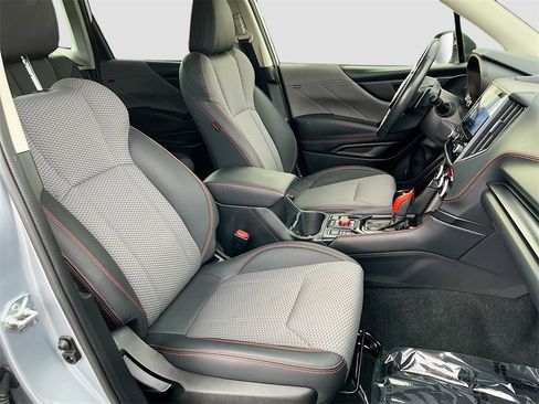 Used 2023 Subaru Forester Sport image 29