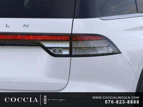 New 2026 Lincoln Aviator AWD image 21
