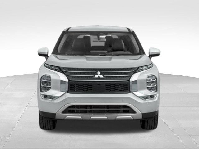 Used 2023 Mitsubishi Outlander ES FWD image 4