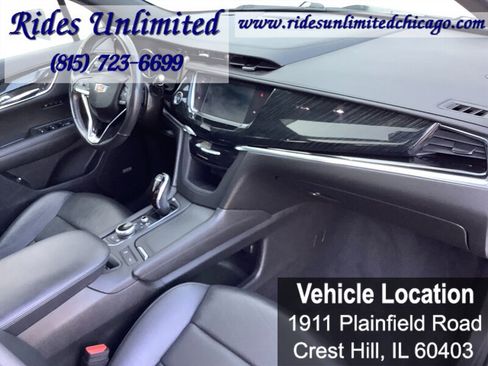 Used 2020 Cadillac XT6 Premium Luxury AWD/4WD image 36