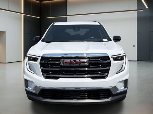 Used 2024 GMC Acadia Elevation FWD image 9
