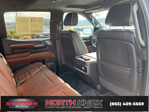 Used 2024 GMC Sierra 1500 Denali Ultimate image 27