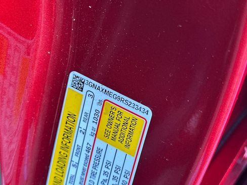 Used 2024 Chevrolet Equinox RS image 40