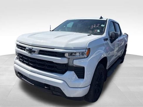 Used 2025 Chevrolet Silverado 1500 RST image 1