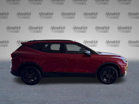 Used 2023 Chevrolet Blazer LT w/ Midnight/Sport Edition FWD image 10