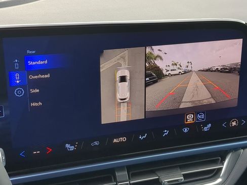 Used 2026 Chevrolet Equinox EV LT w/ LPO, All-Weather Mat Package image 15