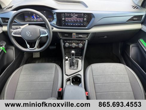 Used 2024 Volkswagen Taos SE FWD image 19