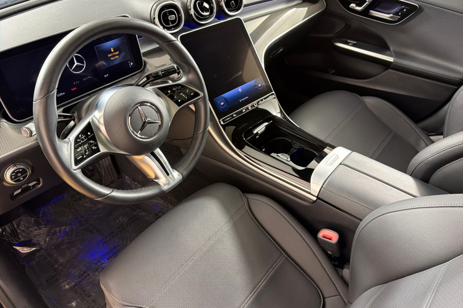 Used 2024 Mercedes-Benz C 300 Sedan image 9