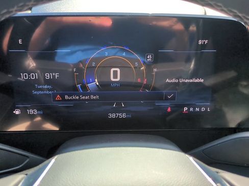 Used 2025 Chevrolet Traverse LT w/ Driver Confidence Package FWD image 21