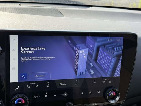 Used 2024 Lexus NX 350h AWD image 11