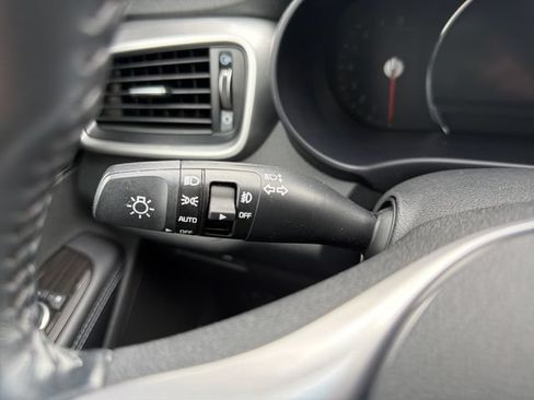 Used 2020 Kia Sorento EX FWD image 21