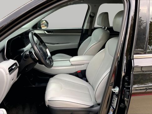 Certified 2025 Hyundai Palisade SEL AWD/4WD image 8