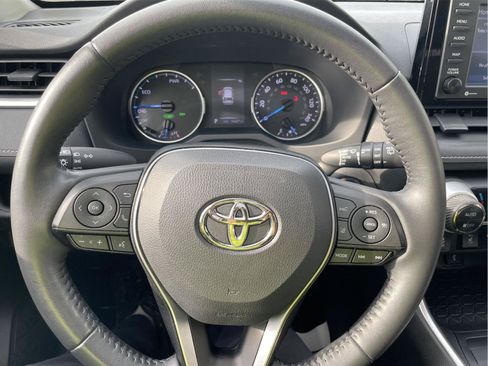 Used 2022 Toyota RAV4 XLE w/ Convenience Package AWD/4WD image 26