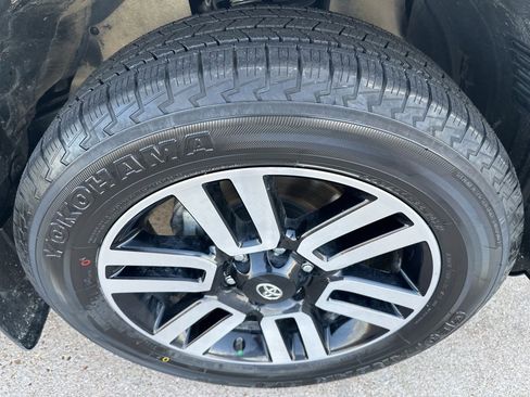 Used 2023 Toyota 4Runner Limited image 21