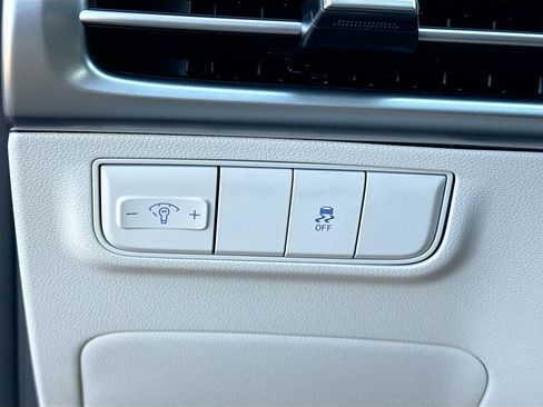 New 2026 Hyundai Tucson SE image 32