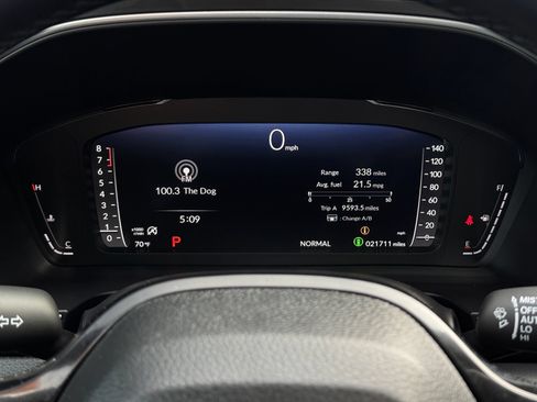 Certified 2025 Honda Pilot Elite image 18