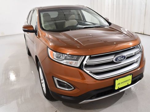 Used 2017 Ford Edge SEL AWD/4WD image 4