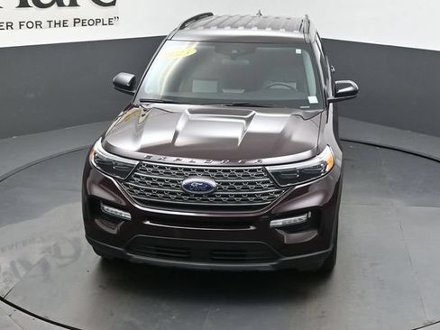 Used 2023 Ford Explorer XLT w/ Equipment Group 202A AWD/4WD image 64