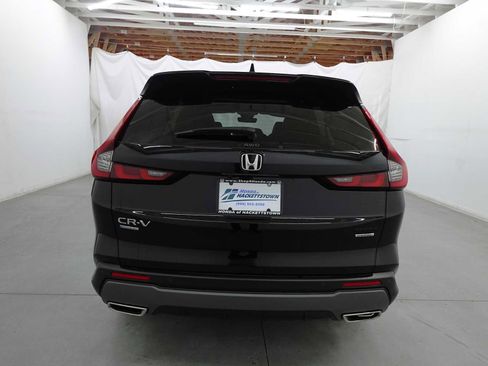 Used 2023 Honda CR-V Sport Touring image 6