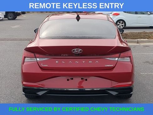 Used 2022 Hyundai Elantra Limited image 6