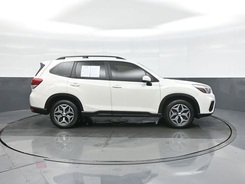 Used 2021 Subaru Forester Premium w/ Popular Package #1 image 8