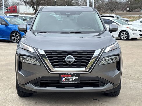 Used 2023 Nissan Rogue SV image 6