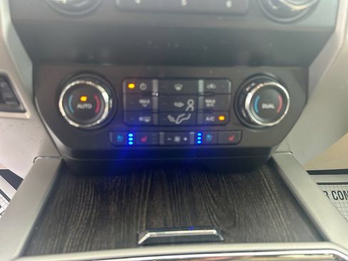 Used 2021 Ford F250 Lariat w/ Chrome Package AWD/4WD image 11