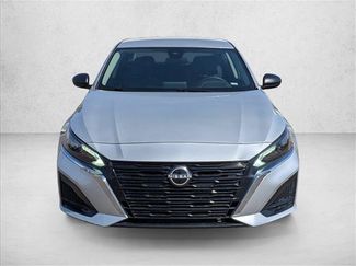 Used 2024 Nissan Altima 2.5 SV FWD video 3
