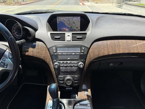 Used 2013 Acura MDX w/ Technology Package AWD/4WD image 40