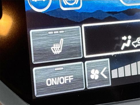 Used 2023 Subaru Ascent Limited image 19