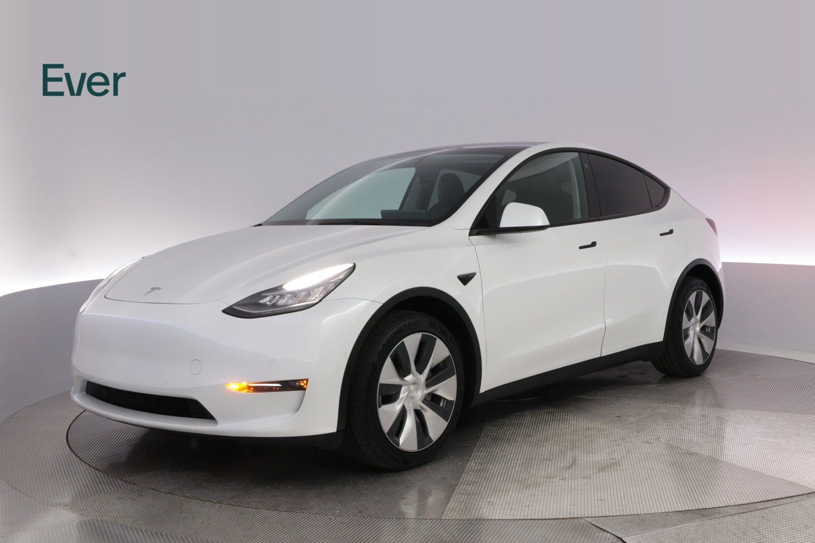Used 2021 Tesla Model Y Long Range AWD/4WD image 2