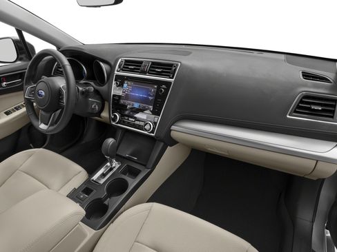 Used 2018 Subaru Legacy 2.5i Premium w/ Moonroof Package AWD/4WD image 16