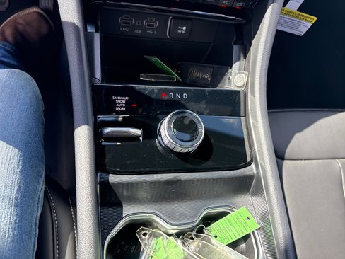 New 2025 Jeep Grand Cherokee Limited w/ Trailer Tow Package image 28