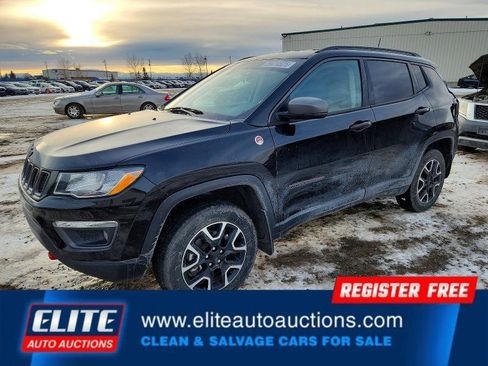 Used 2021 Jeep Compass Trailhawk image 2