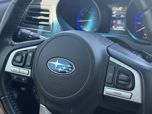 Used 2017 Subaru Outback 2.5i Limited w/ Popular Package #5 AWD/4WD image 7