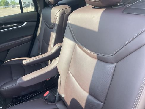 Certified 2023 Cadillac XT6 Premium Luxury w/ LPO, Floor Liner Package AWD/4WD image 26