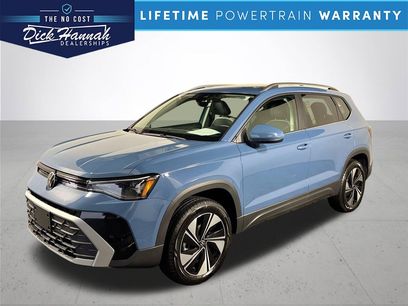New 2025 Volkswagen Taos SE