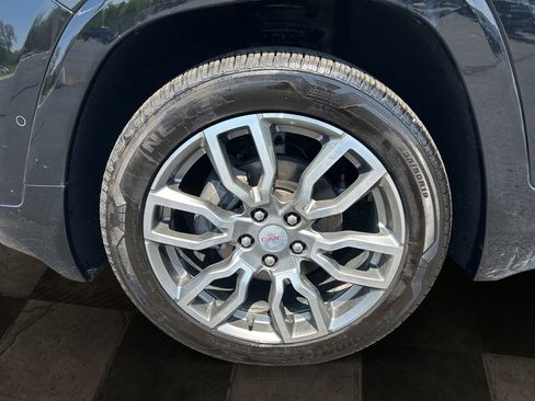 Certified 2024 GMC Terrain Denali w/ Denali Premium Package AWD/4WD image 9