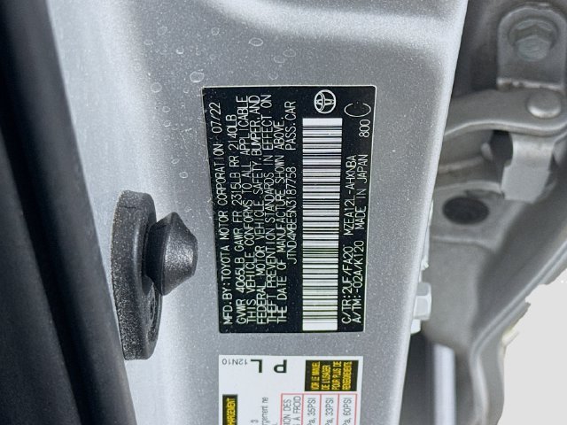 Used 2022 Toyota Corolla SE w/ SE Preferred Package FWD image 39