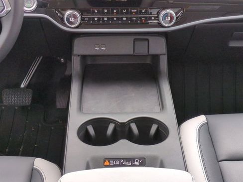 New 2026 Honda Prologue Touring image 17