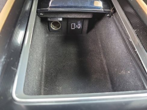 Used 2021 Lincoln Corsair Reserve image 30